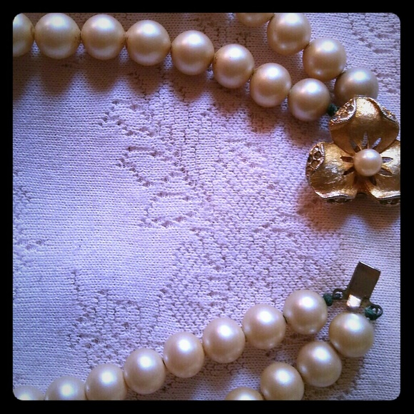 Heisey Jewelry Vintage Heisey Double Strand Faux Pearl Necklace
